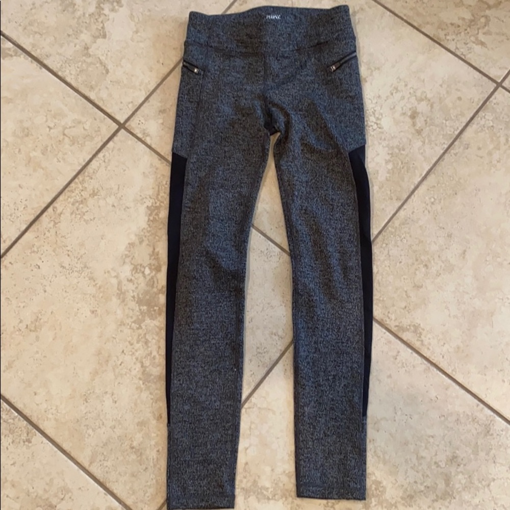 NWOT. Athleta Girl’s Herringbone Leggings Size 12.